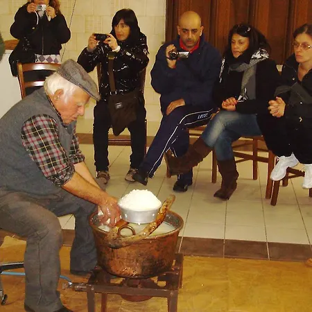 Çiftlik konaklama Cugumia